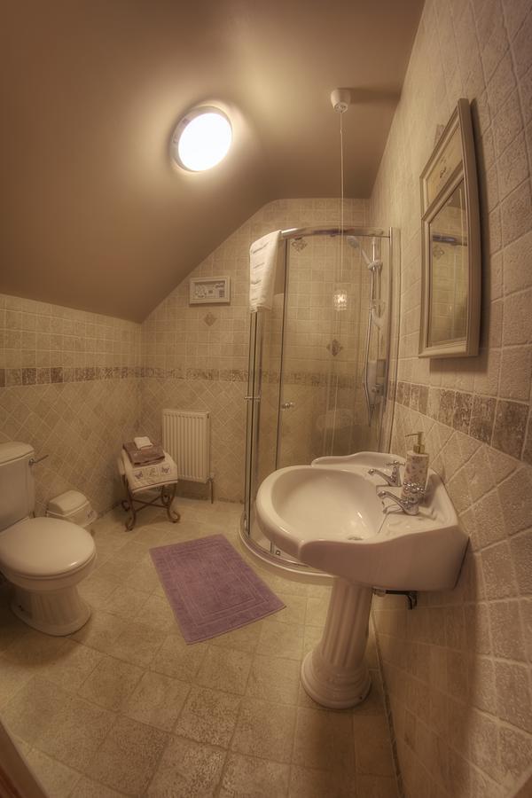 Walkers Nest Bed & Breakfast Carlingford Exterior photo