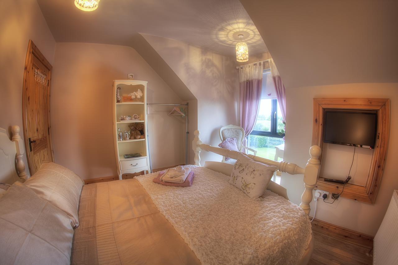 Walkers Nest Bed & Breakfast Carlingford Exterior photo